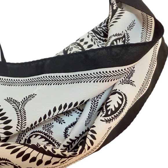 Vera Black & White Paisley Long Scarf – Silky Feel - Picture 5 of 6